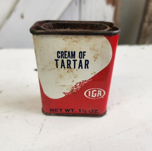 IGA Other - Vtg IGA Red & White Cream of Tarter Tin